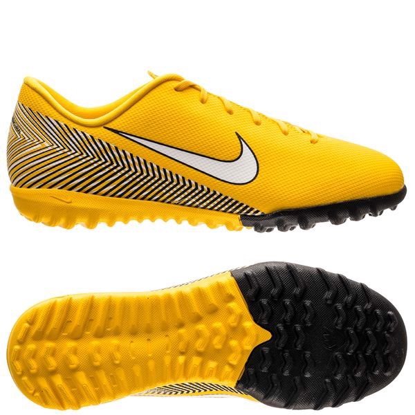 giay-nike-mercurial-vang